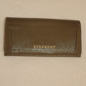 Burberry Pantent City Leather Penrose Continental Wallet